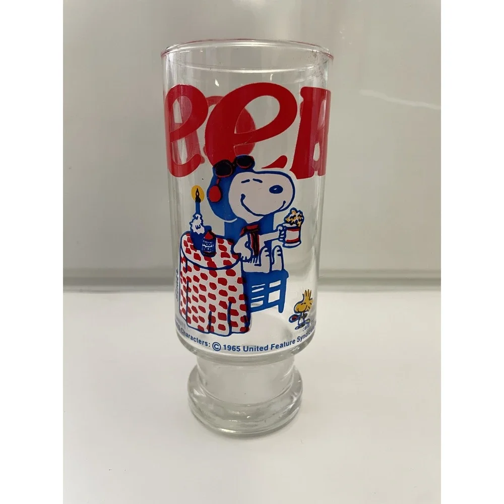 Vintage 1965 Pepsi Peanuts Snoopy Picnic Popcorn Soda Fountain Glass Collectible